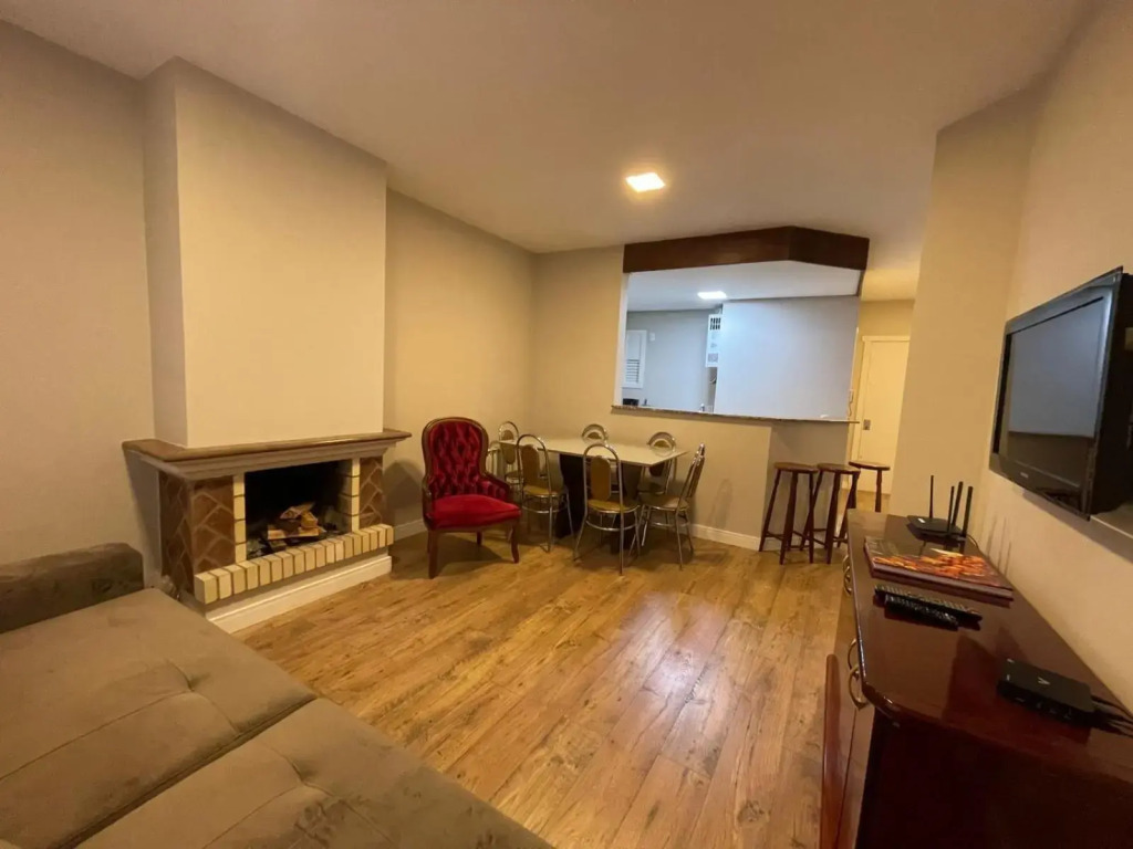 Apartamento a 100m da Rua Coberta