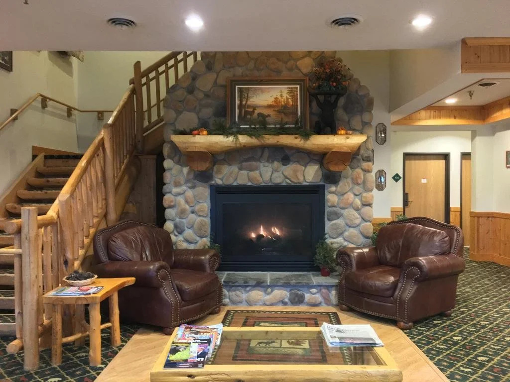 White Oak Inn & Suites