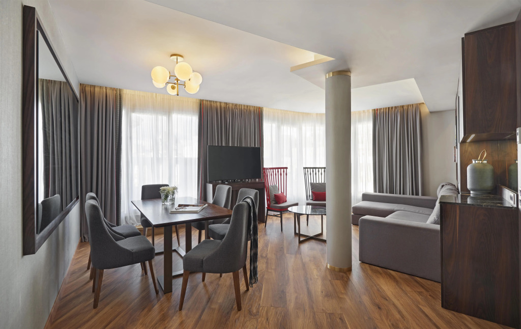 Отель Hyatt Centric Gran Via Madrid