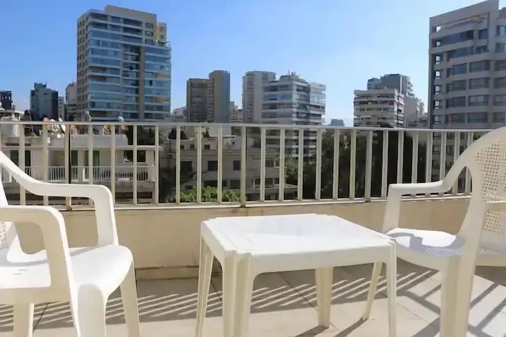 Universal Residence