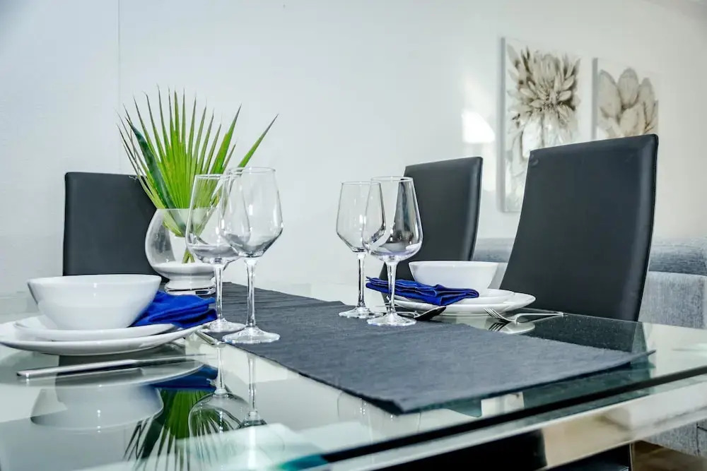 PP- Fantastic 2 bedroom apt with roof top terrace