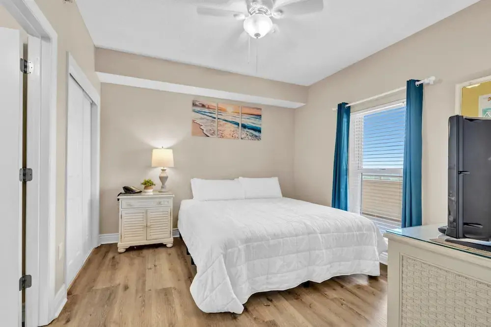 Majestic Beach Towers 1-1213