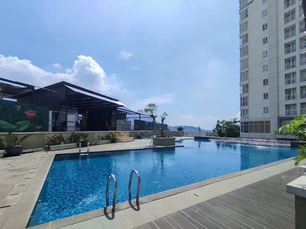 Strategic And Comfy Studio At Skyland City Jatinangor Apartment