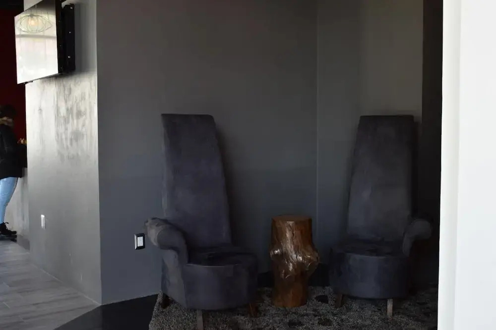 ESDUMA HK HOTEL Pachuca