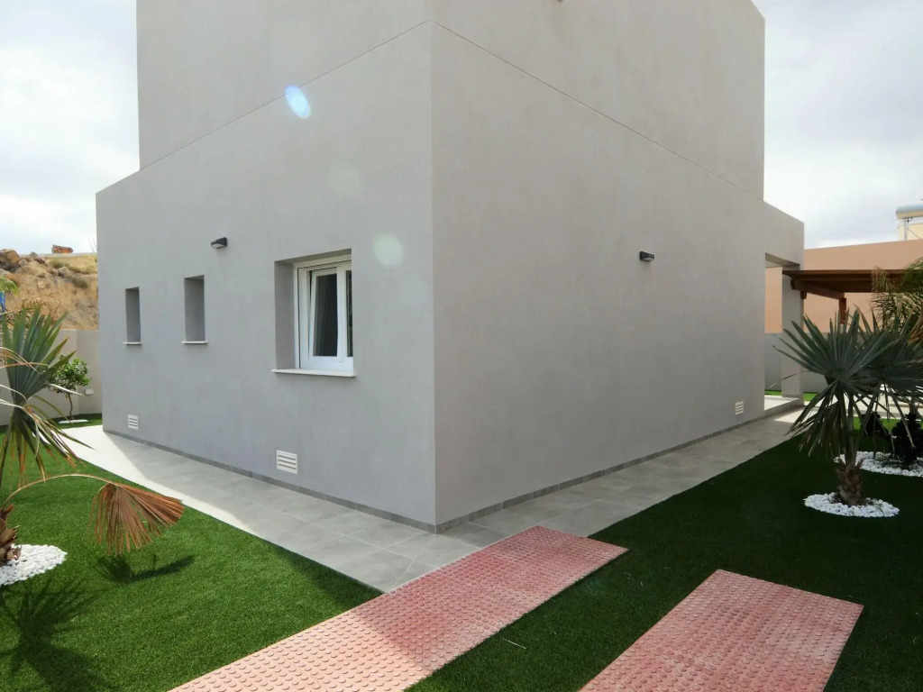 Estancia Rojales con Jardín