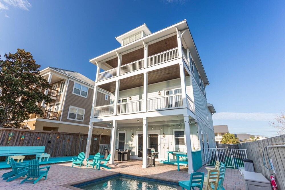 22005 Belgrade Ave - Oceanview Oasis By BlueSwell
