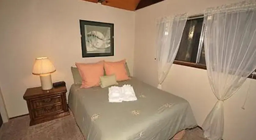 RedAwning June Way Holiday home 2