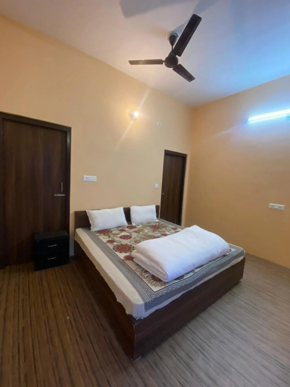 Chirag Homestay Kainchi