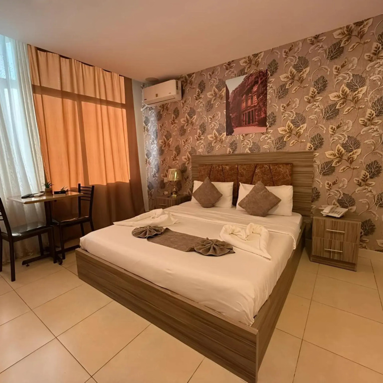 Rayan Hotel Suites