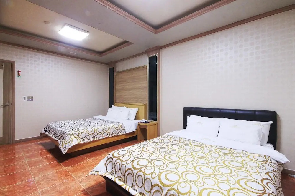 Gwangju Cheomdan Hotel