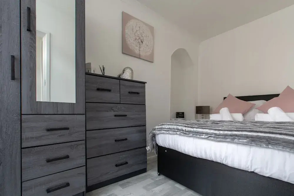 Lux Apartments 3 Bedroom House - Gorst