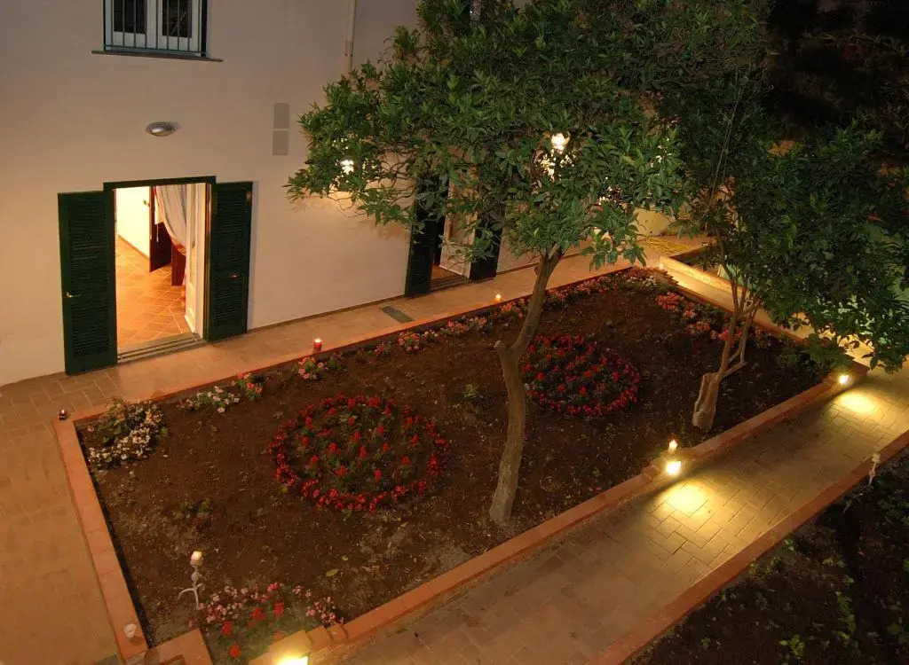 Androsa Apartments