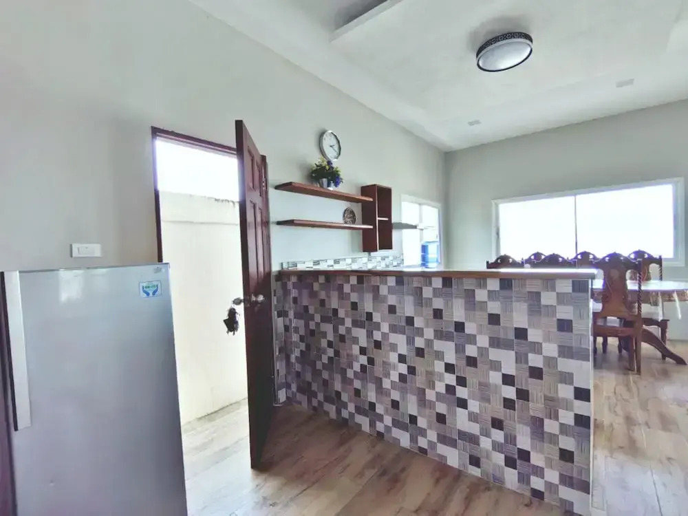 Sea Breeze Beachfront Villa Cebu