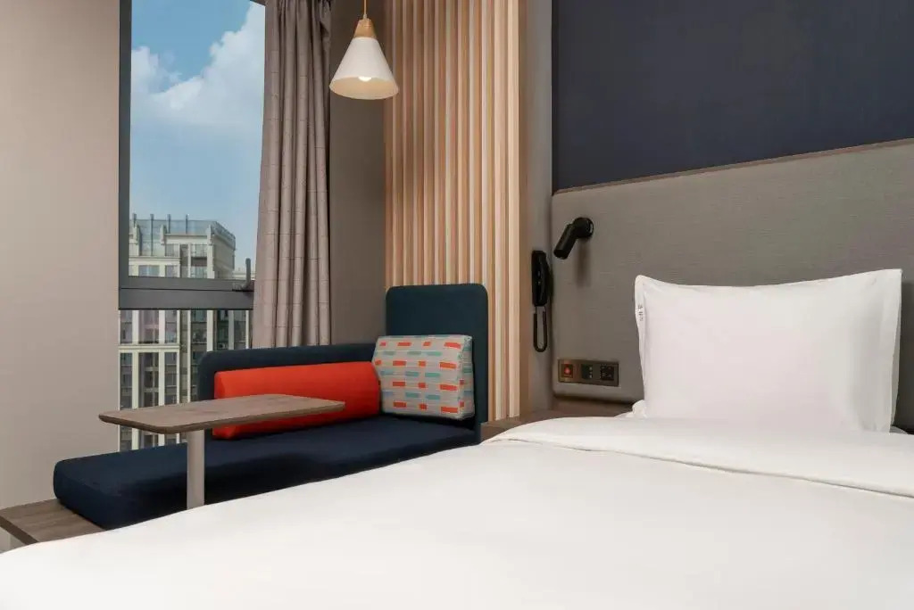 Holiday Inn Express Meishan Dongpo by IHG