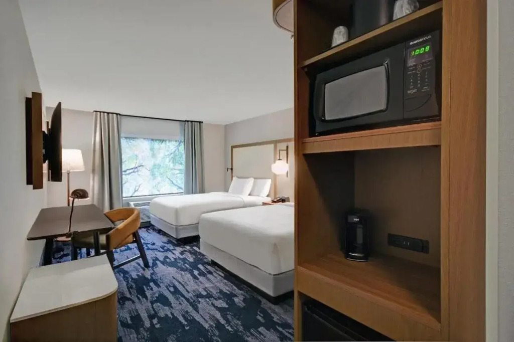 Fairfield by Marriott Inn & Suites Norfolk