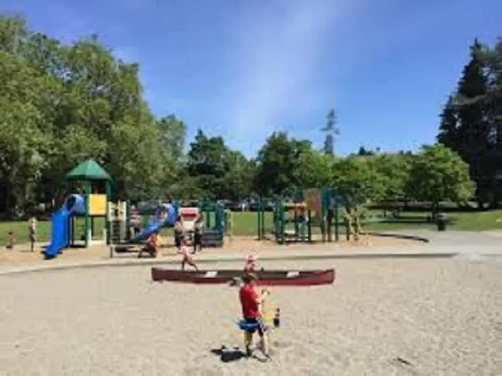 A-Greenlake Serenity-Slp4