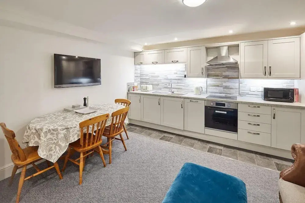 Host Stay Rockpools