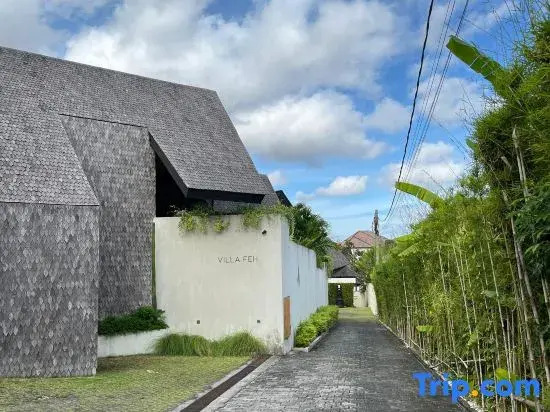 Award-Winning 3BR Villa 25m Pool Villa FEH