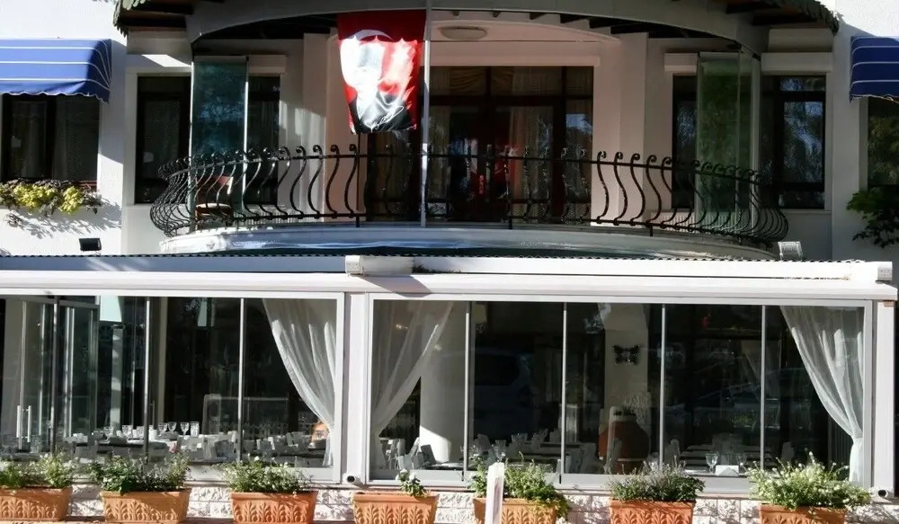 Sare Suites Beach Hotel