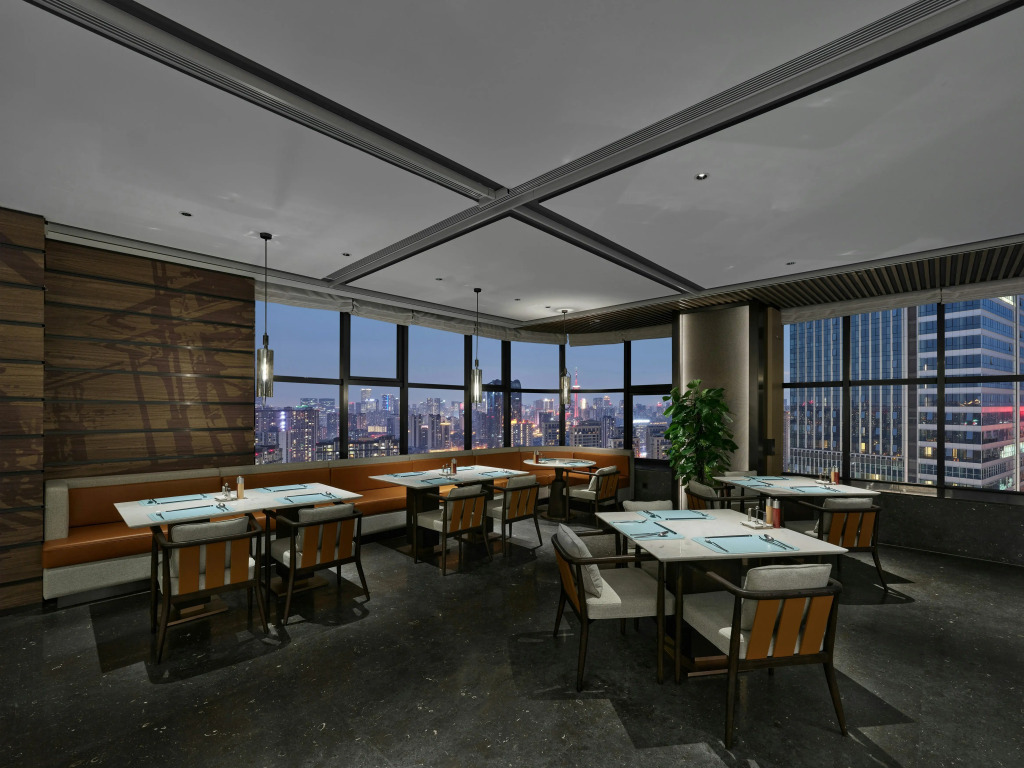 DoubleTree by Hilton Chengdu Riverside - Close to Panda Base and Chengdu East Railway