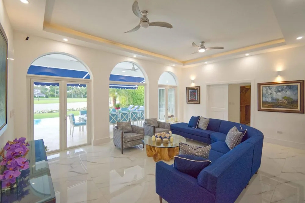 Luxury 6bdr Villa at Tortuga Bay Near Beach Golf
