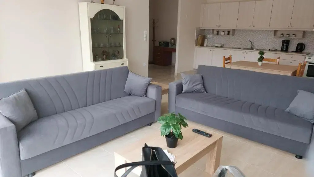 Filoxenia house near airport