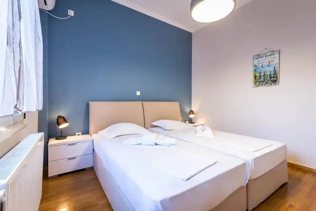 3 bedroom apartment with big balconies in Pagrati