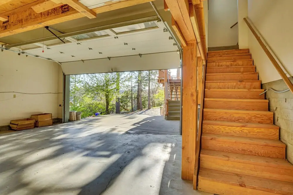 Partial Lake Arrowhead View: Cabin w/ Game Room!
