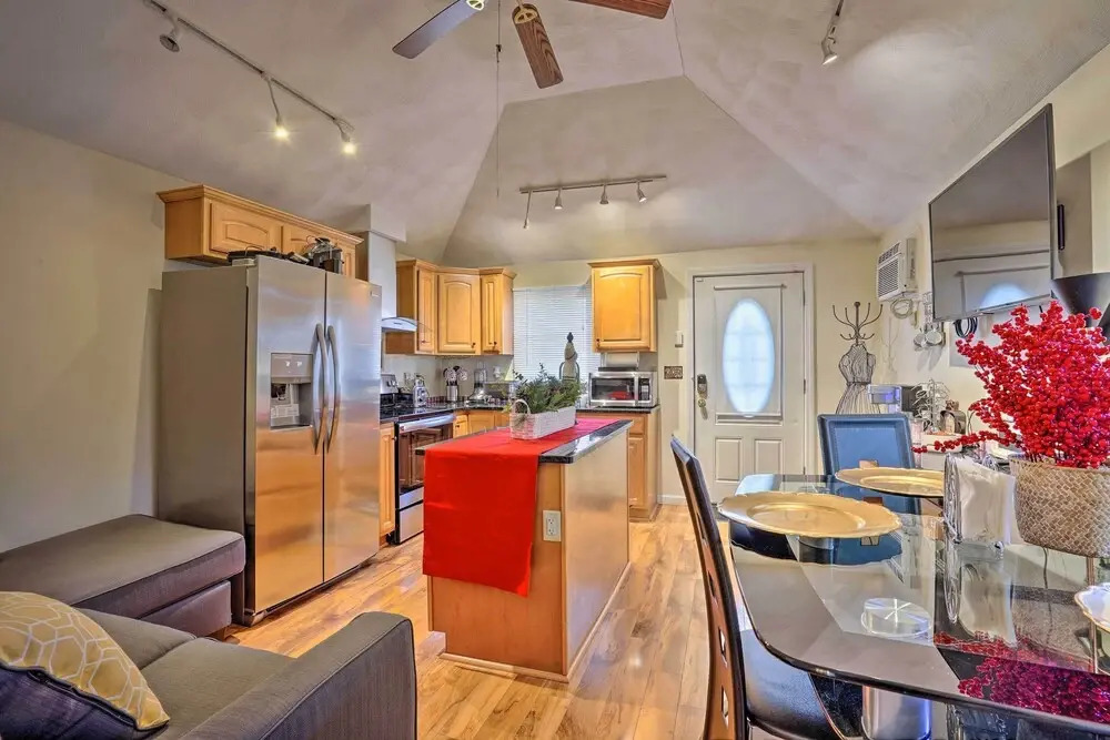 Charming Boston Area Home < 1 Mi to Revere Beach!