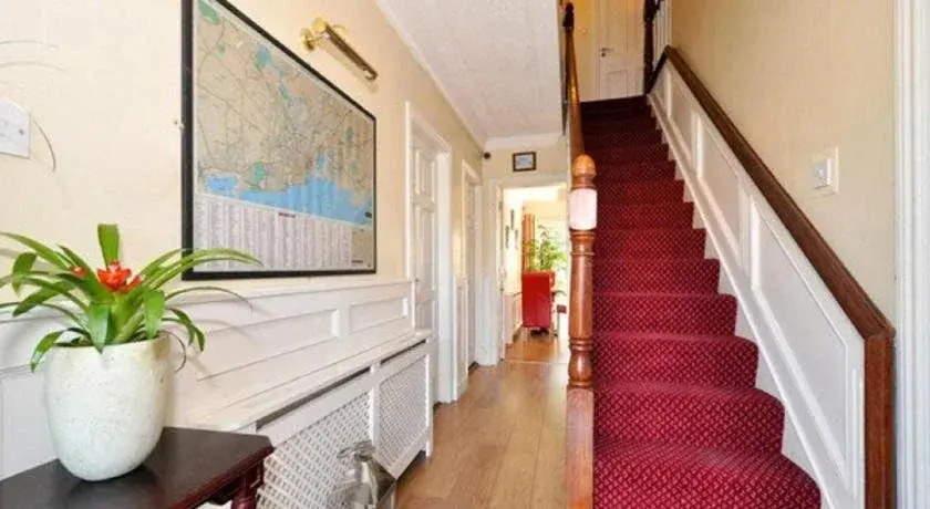 Lynfield Guest House