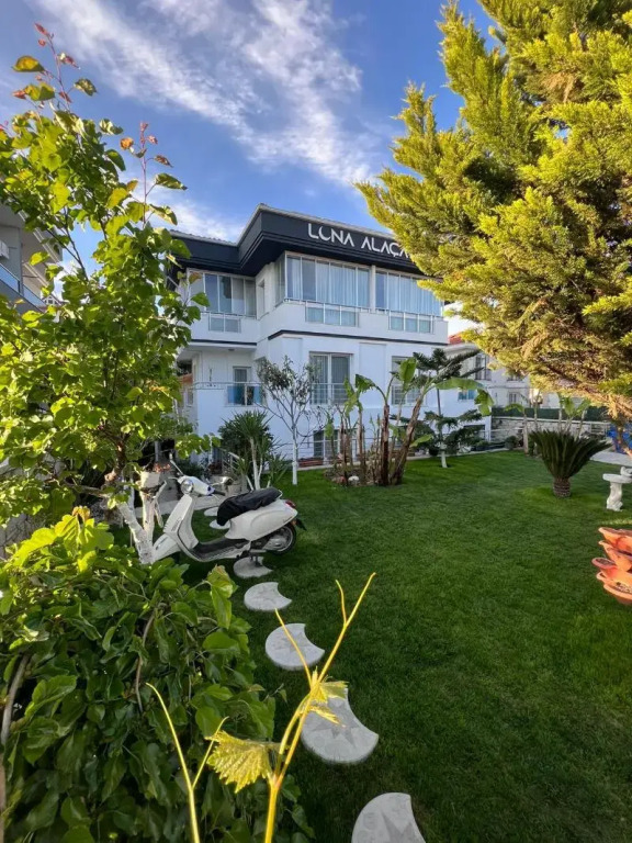 Luna Alacati