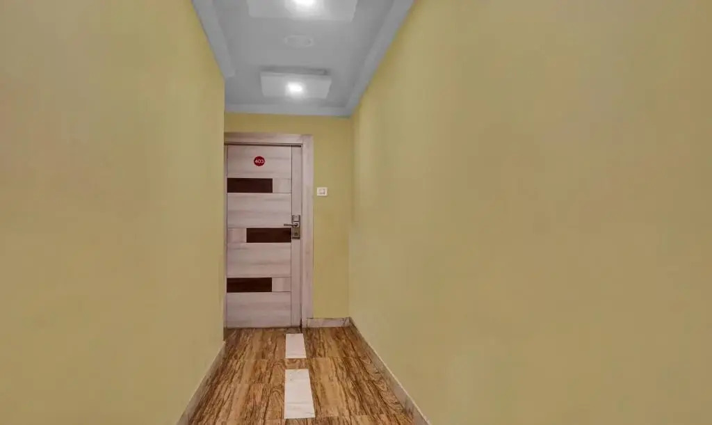 OYO Townhouse 420 Ratna Palace