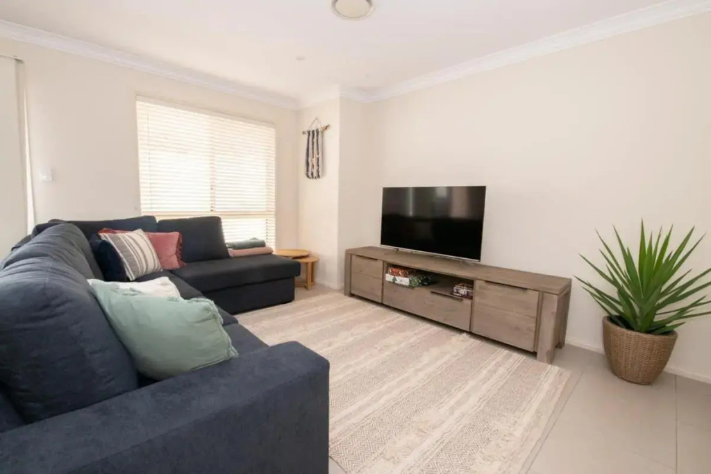 Park Villa - Near CBD, Spacious, Ideal for Work