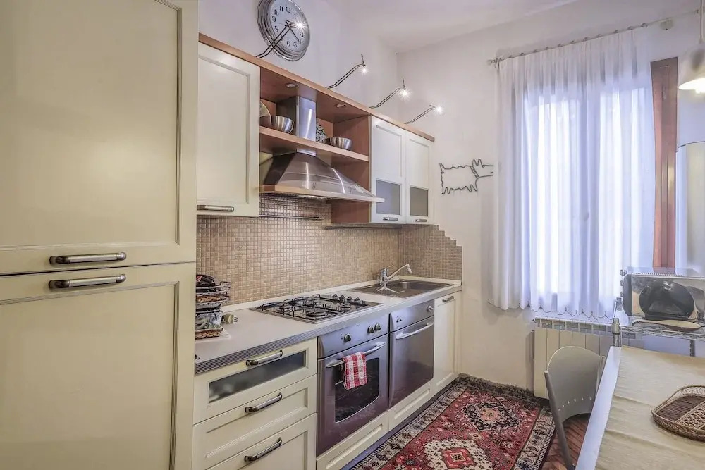 Venice Dream House Bolero