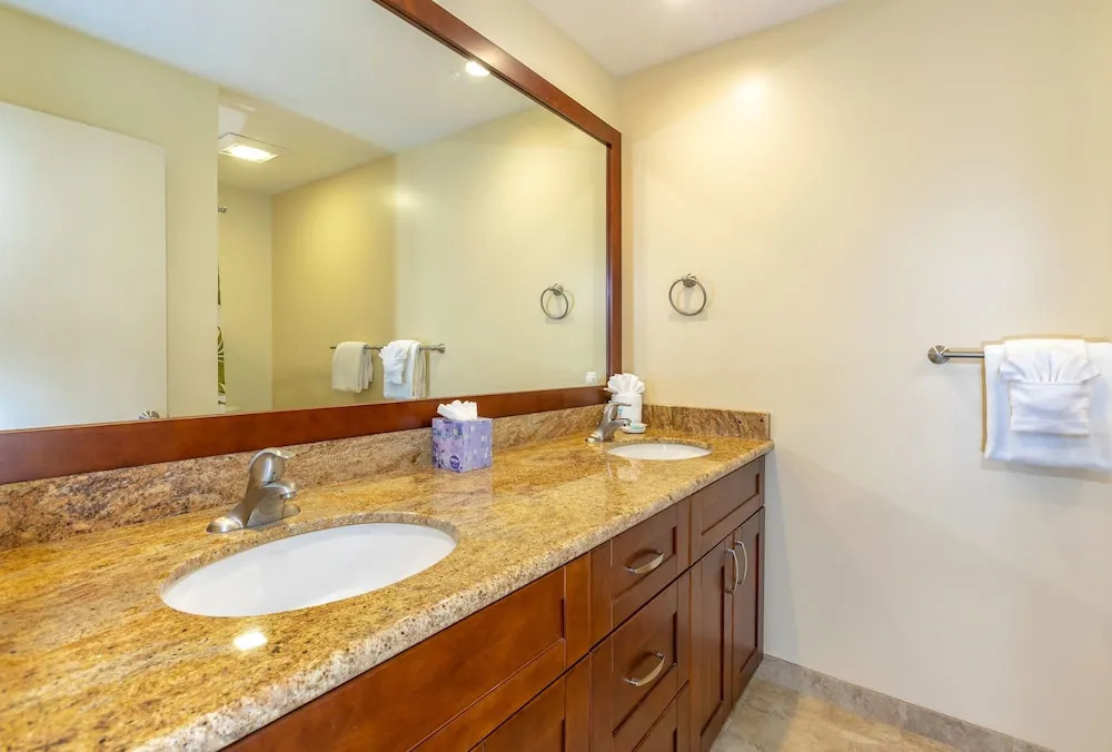 Maui Kamaole a 104 1 Bedroom Condo by Redawning