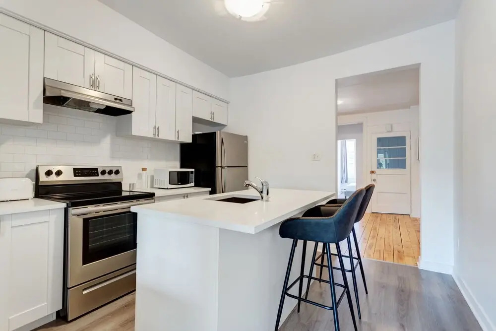 Atwater Market Apartments by Hometrotting