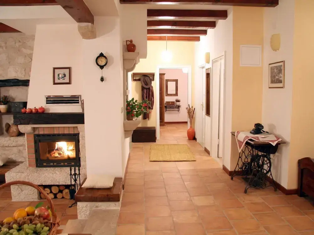 Authentic Holiday Home with Private Pool near Dubrovnik