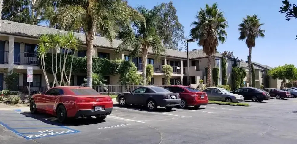 Sierra Crossing Motel