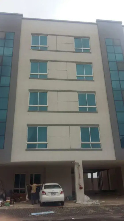 Dana Plaza 2