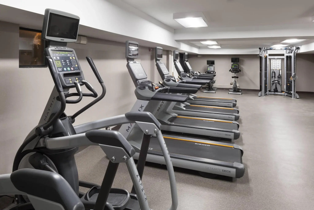 Residence Inn Kansas City Country Club Plaza