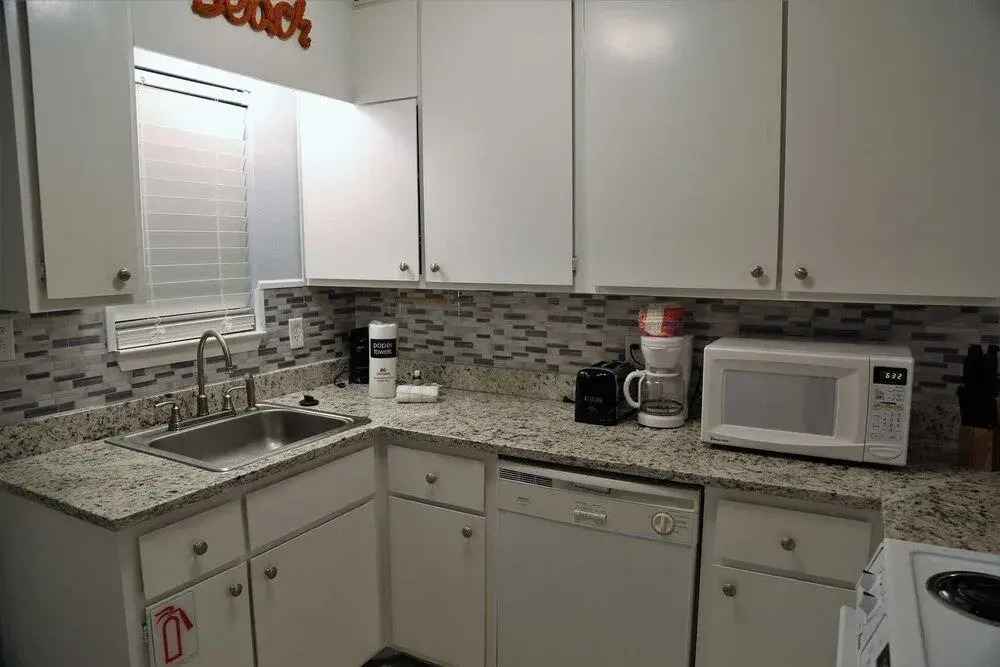 Harbor House B17 2 Bedrooms 2 Bathrooms Condo