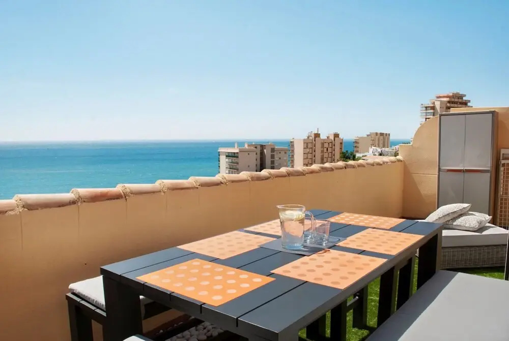 Apartment - 2 Bedrooms with Pool and WiFi - 107295