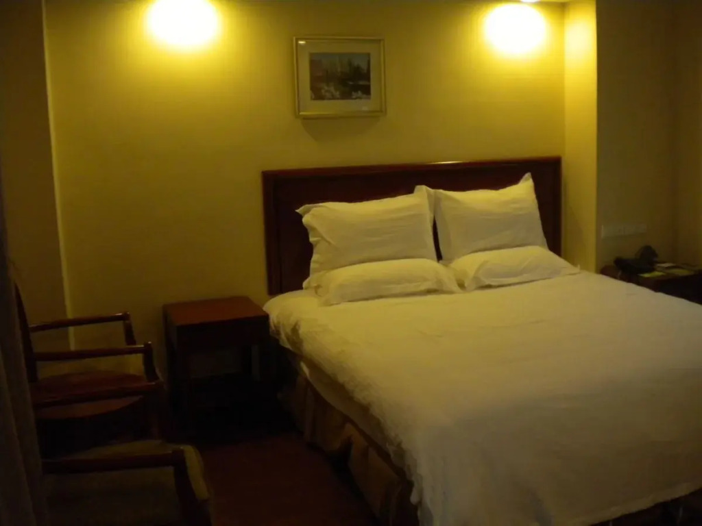 GreenTree Inn Zhejiang Hangzhou West Lake Leifengta Express Hotel