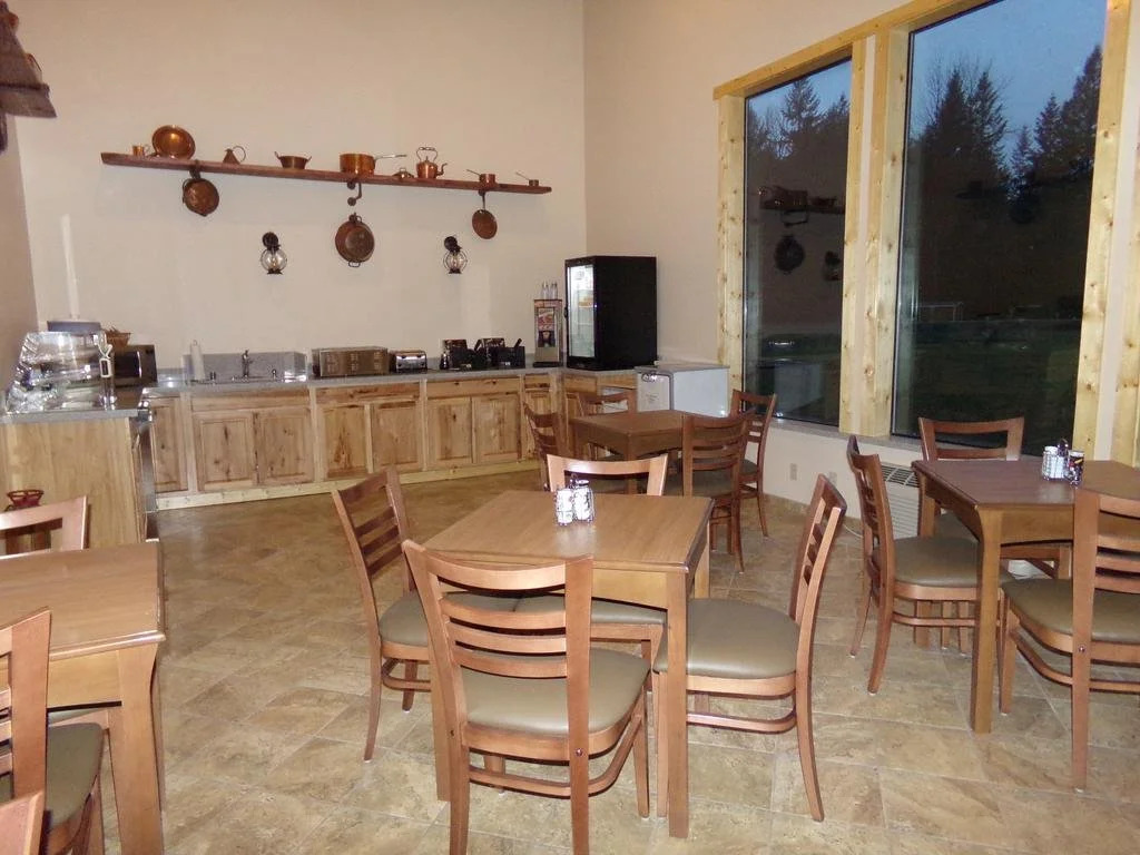 Cowlitz River Lodge