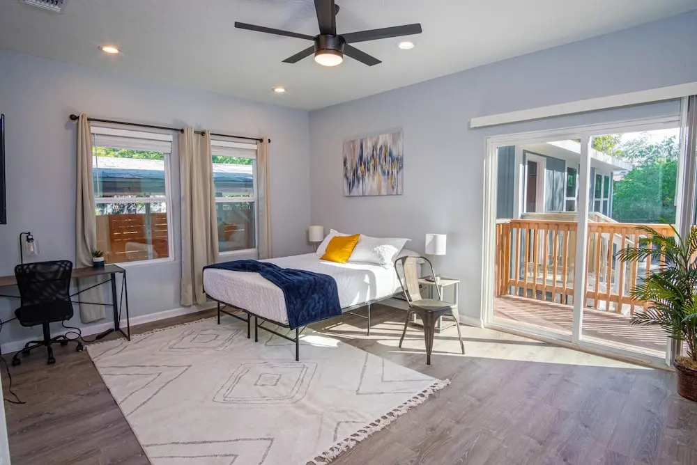 Spectacular Brand New 4br/2.5ba Near DT/ Riverwalk