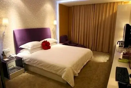 Shengjing Yijia Hotel