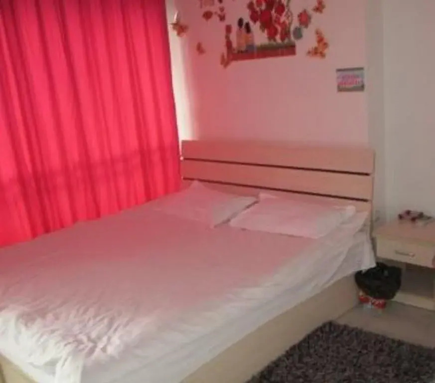 Dandong Kuandian Express Hotel