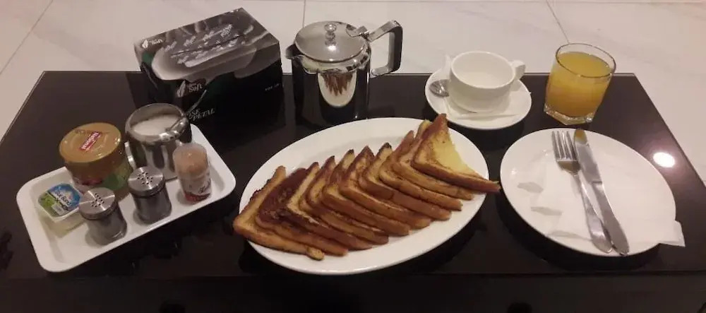 MaryLeena Hotel Gulberg