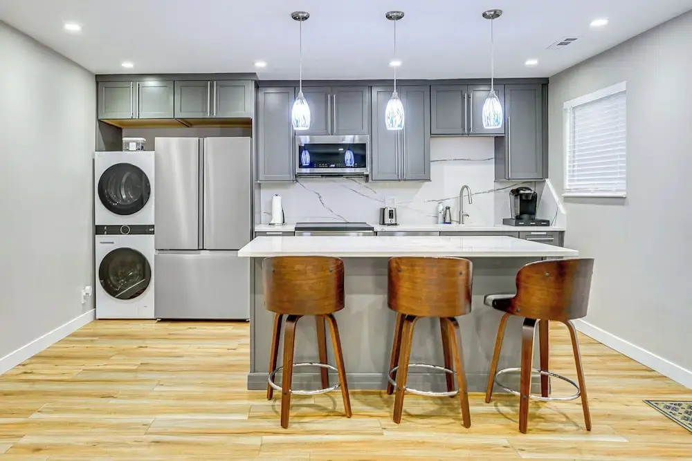 Hike & Ski: Condo 8 Mi to Dtwn Salt Lake City!