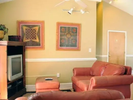 Acorn Hill Lodge and Spa